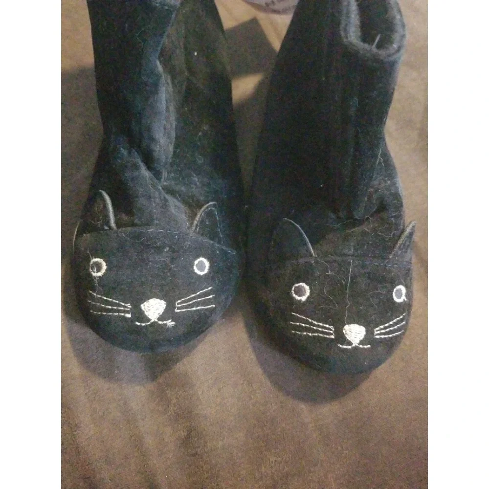 Gymbore cat boots right meow 10 nwt